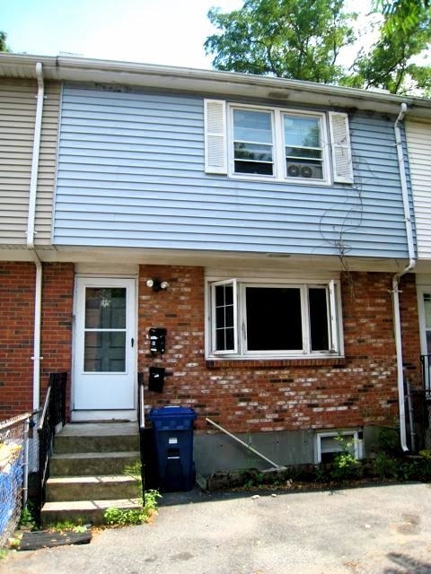 35 Higgins St. - Photo 0