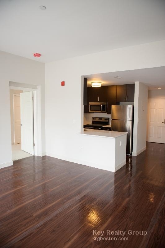 761 Harrison Ave. - Photo 5