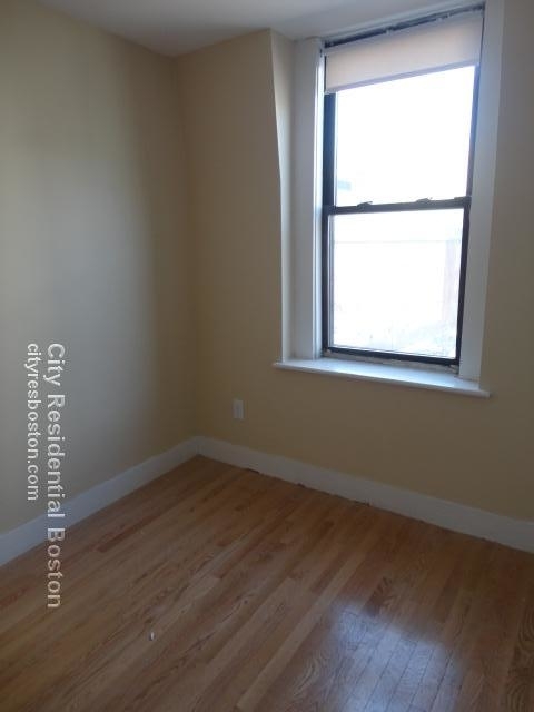 238 Cambridge St. - Photo 4