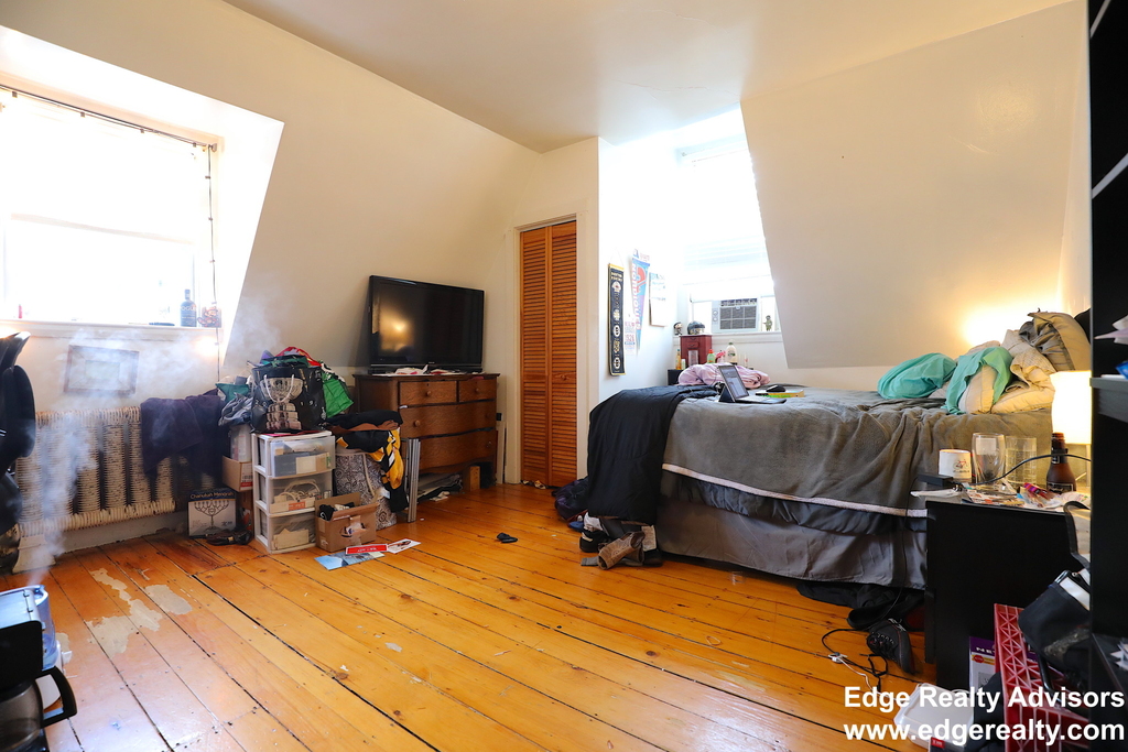 24 Murdock St. - Photo 3