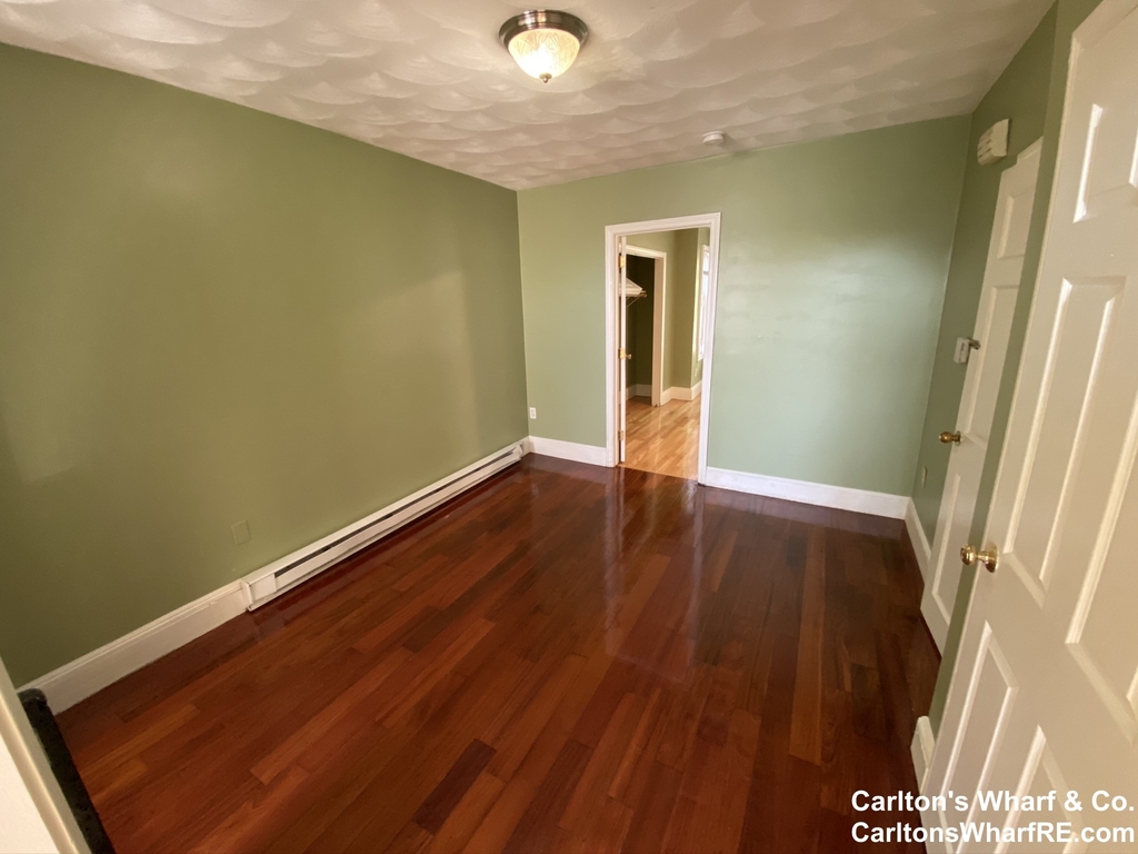 143 Putnam St. - Photo 2