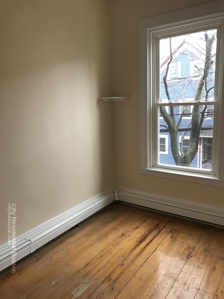 246 West 5th St. - Photo 11