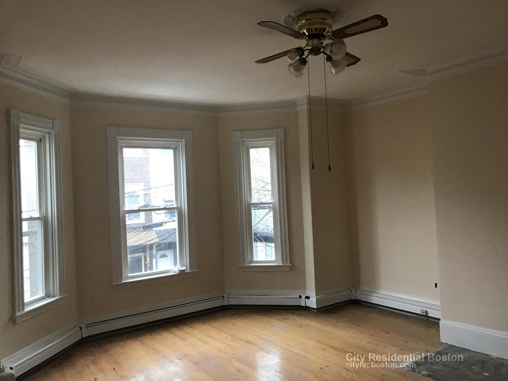 246 West 5th St. - Photo 2