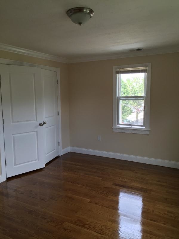 690 Dorchester Ave. - Photo 14