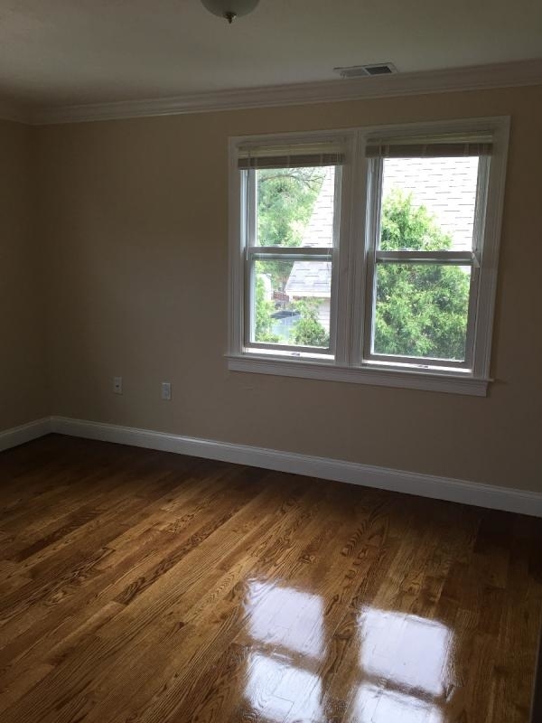 690 Dorchester Ave. - Photo 15