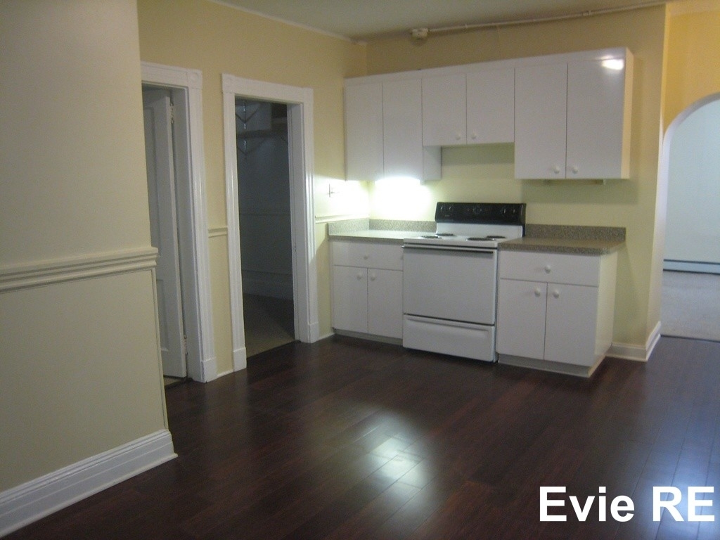 452 Hanover St. - Photo 1