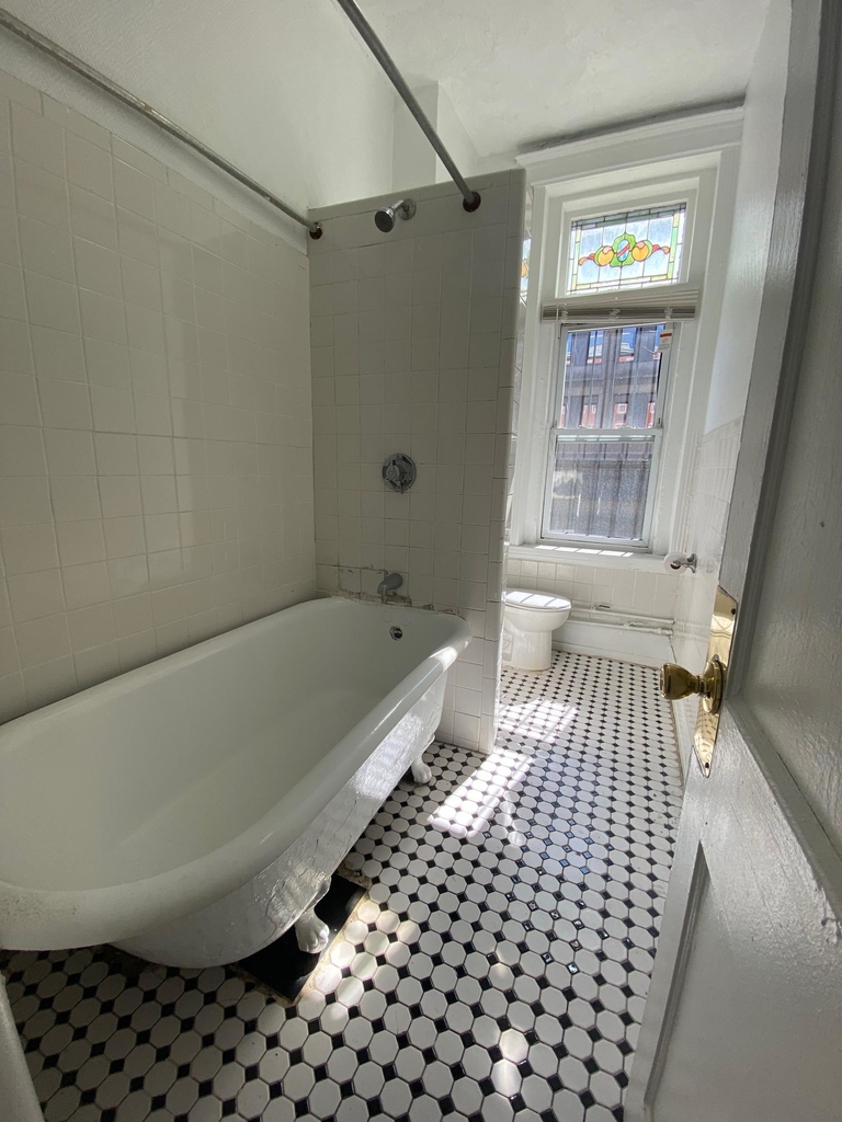 175 Hemenway St. - Photo 6