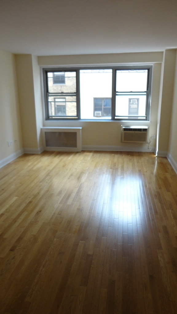 Central Park West  - Photo 1