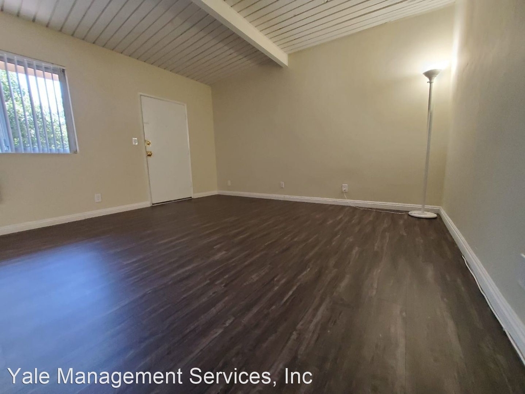 14430 Magnolia Blvd. - Photo 6