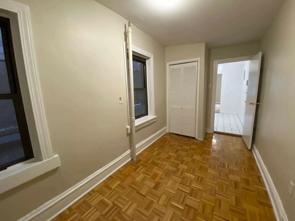 349 East 51st Street - Photo 3