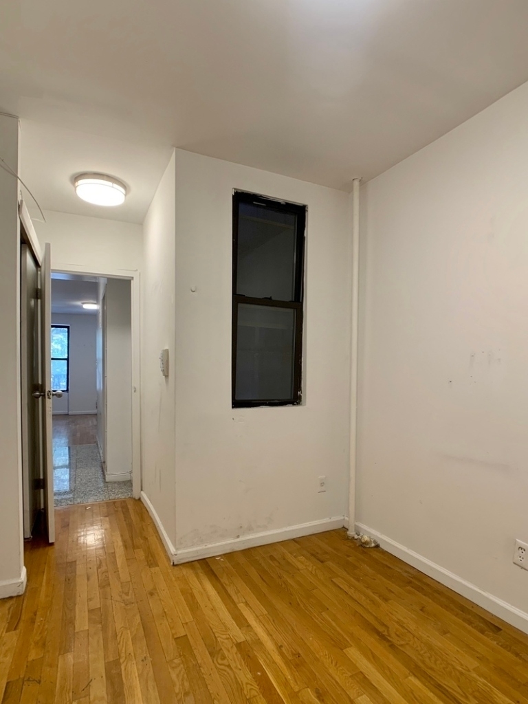 334 East 82nd Street - Photo 3