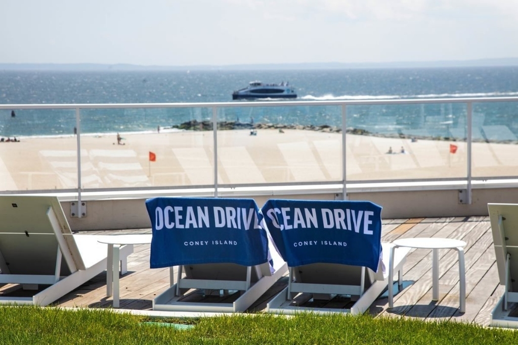 1 Ocean Drive - Photo 4