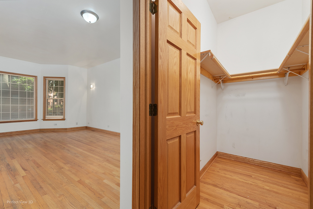 1361 East 52nd Street - Photo 11