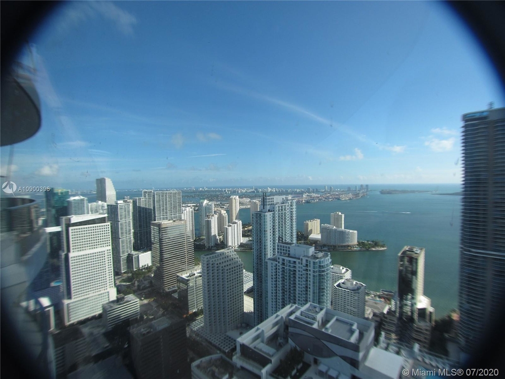 1000 Brickell Plz - Photo 18