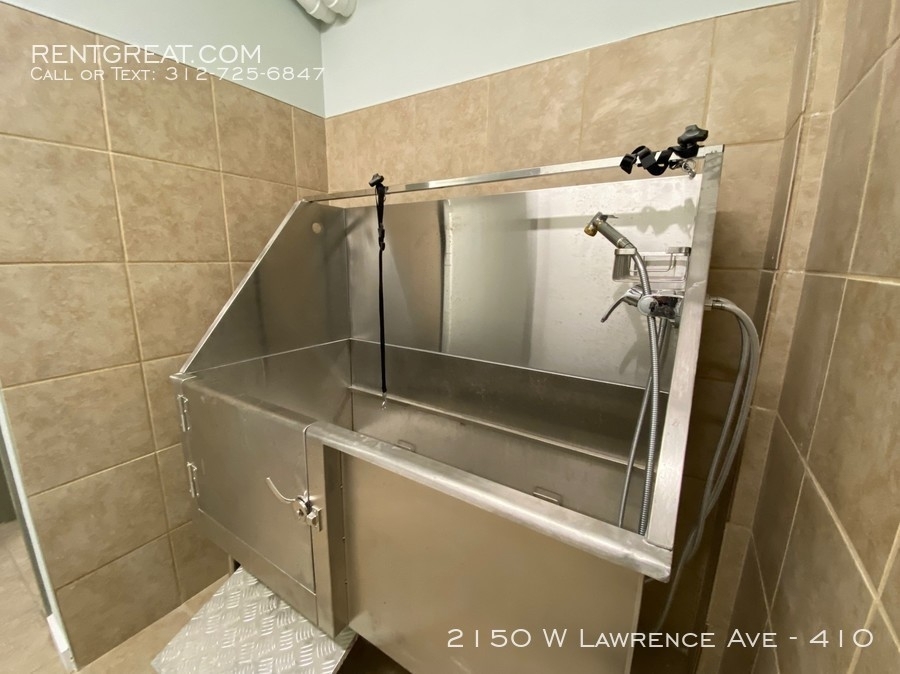 2150 W Lawrence Ave - Photo 11