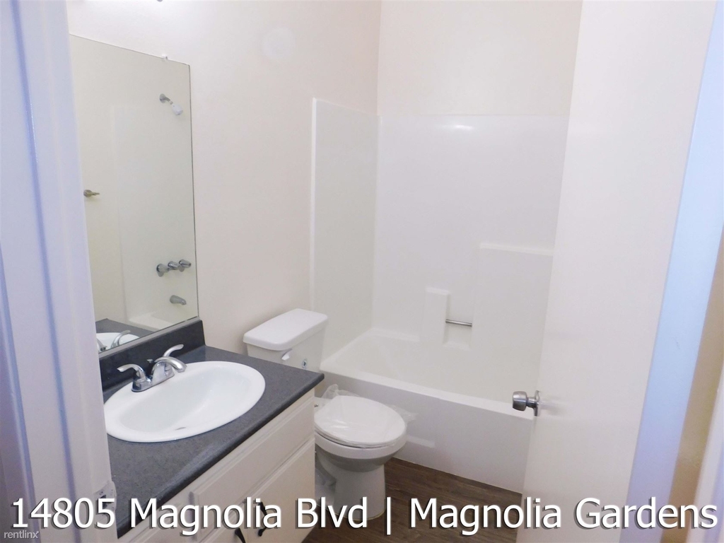 14805 Magnolia Blvd - Photo 11