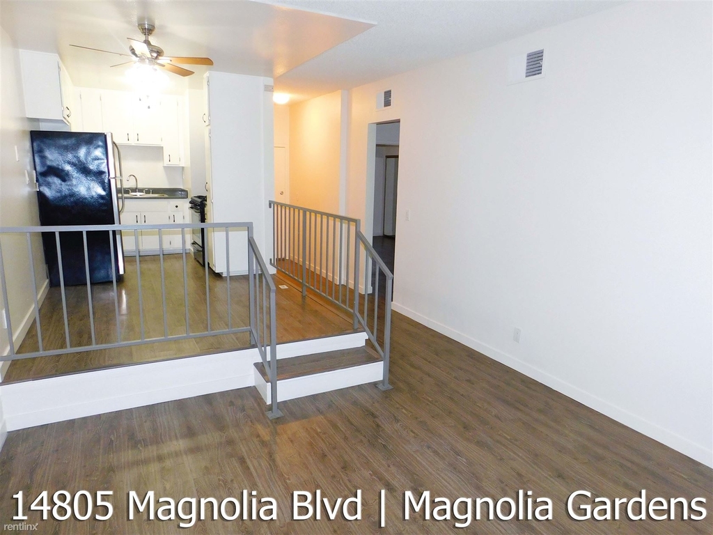 14805 Magnolia Blvd - Photo 12