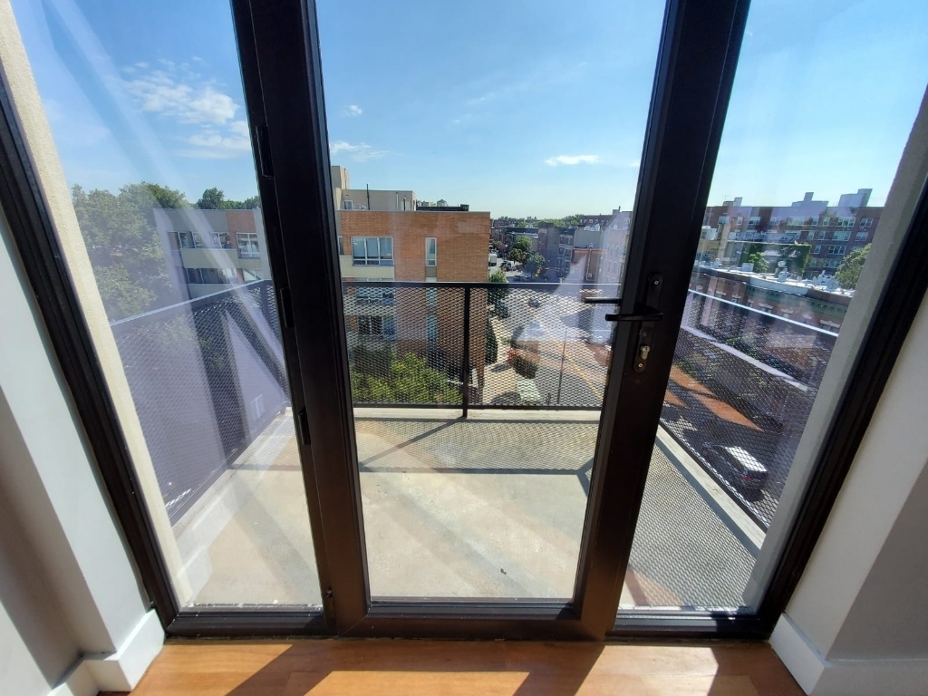 1027 Cortelyou Road - Photo 8