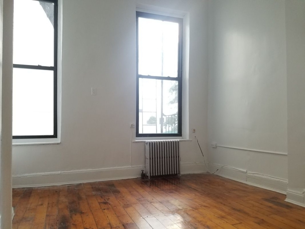 147 East 117th Street - Photo 4