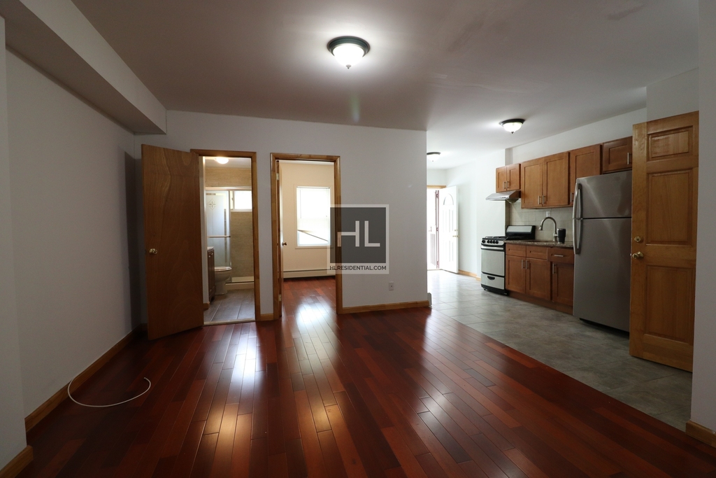 24-08 21 Avenue - Photo 2