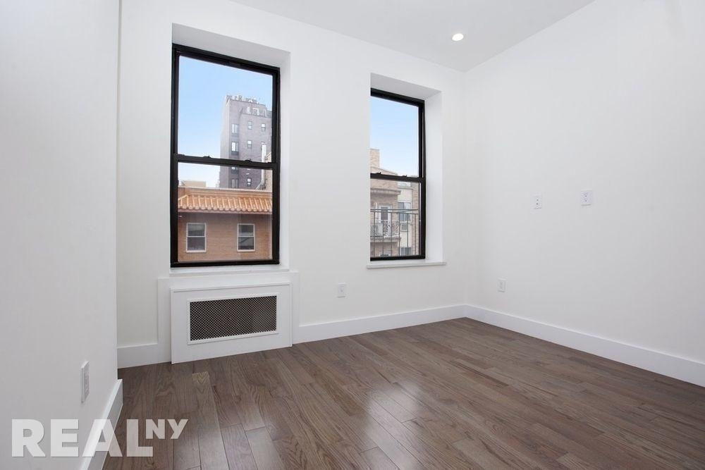 19 Eldridge Street - Photo 0