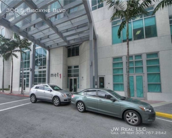 300 S Biscayne Blvd - Photo 15