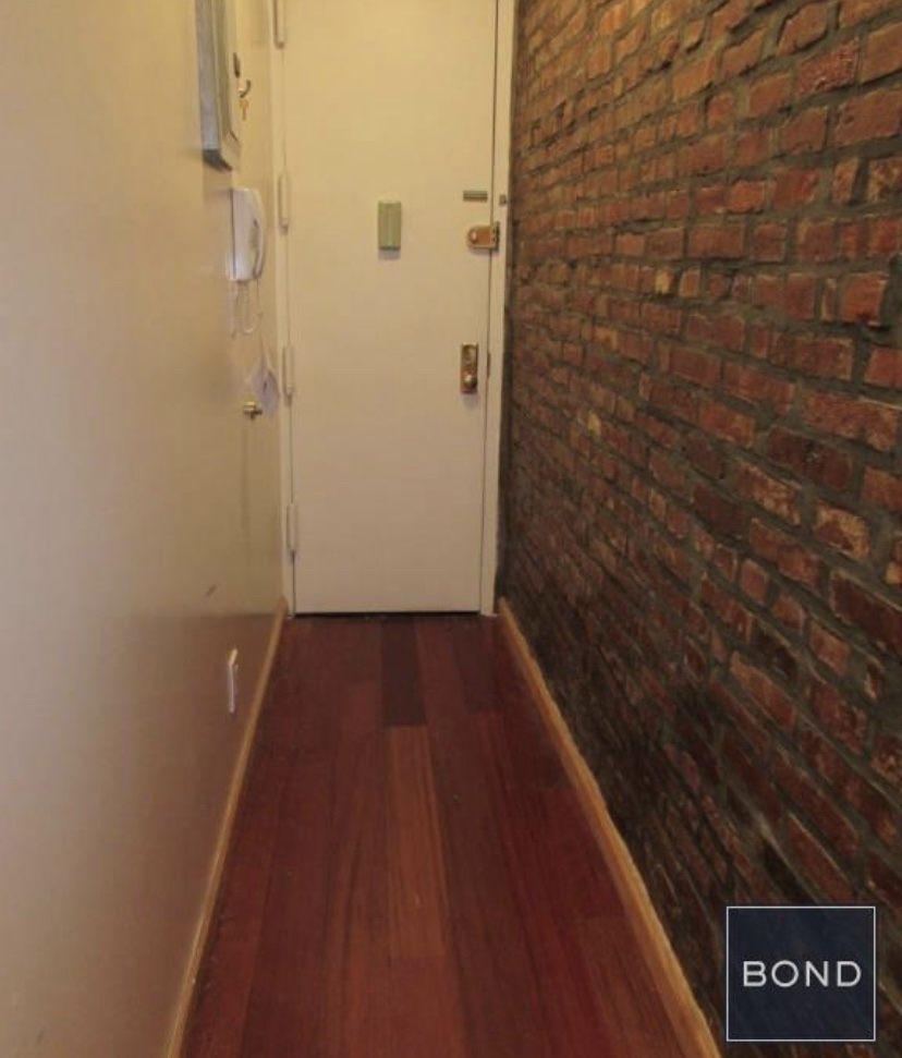 520 East 11th Street - Photo 4