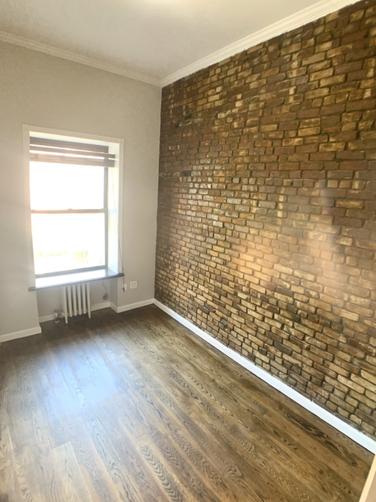 232 West 14th Street - Photo 3