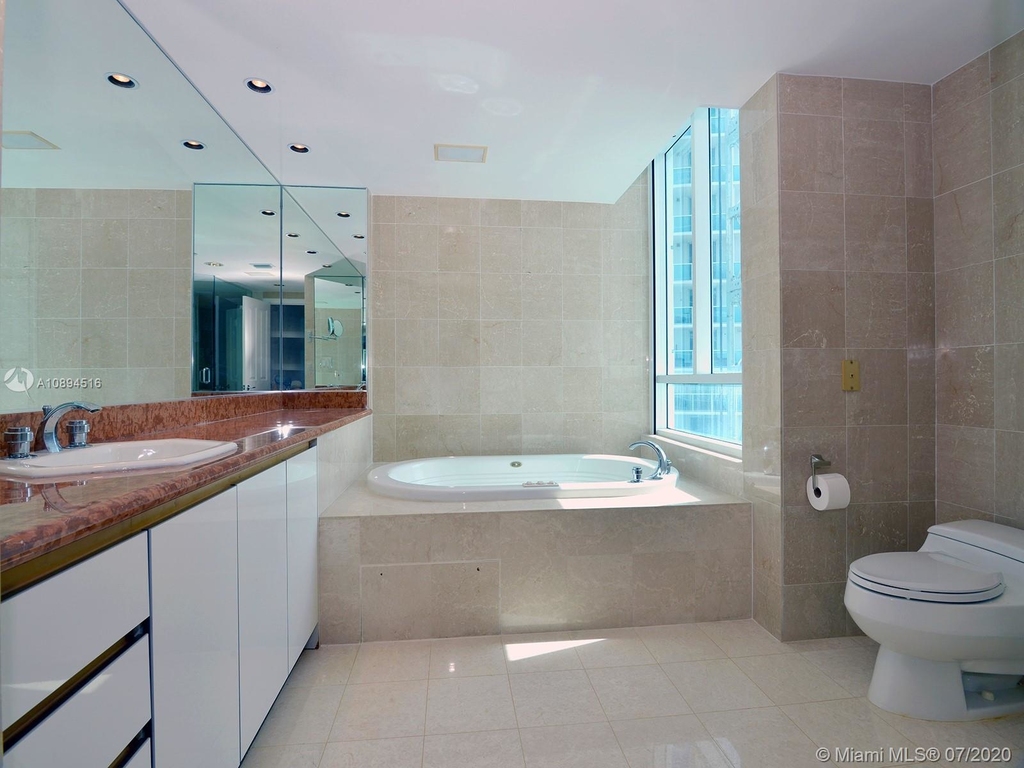 2127 Brickell Ave - Photo 21