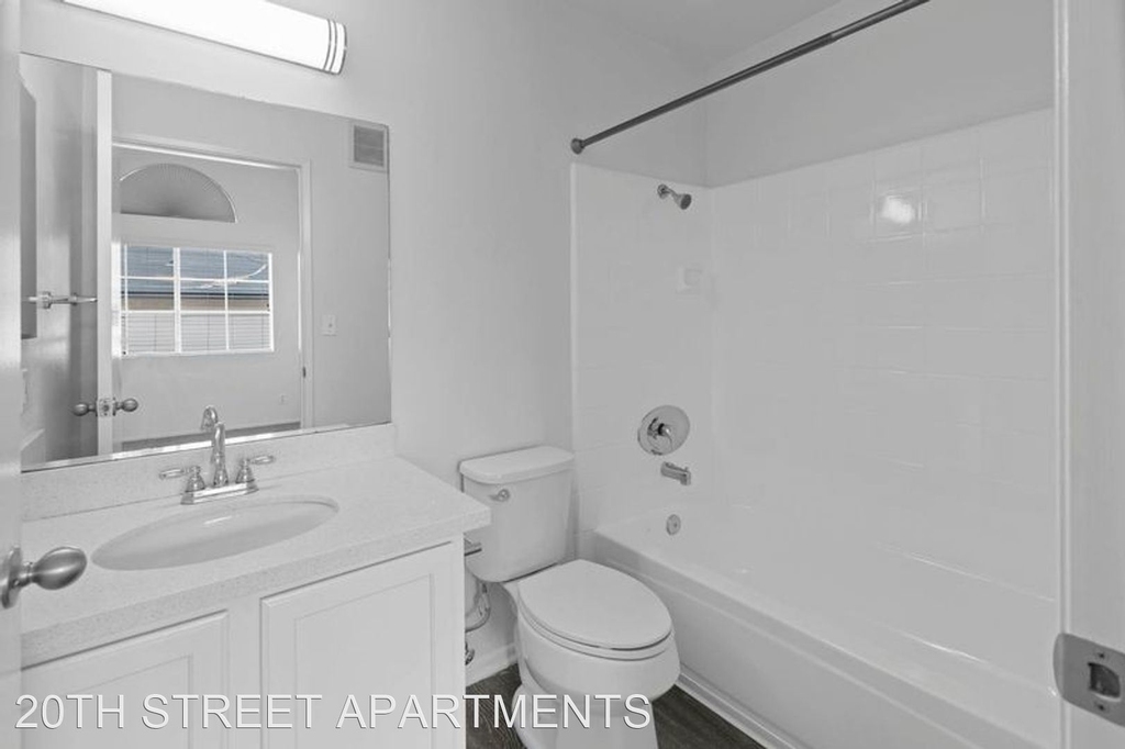 2336 20th Street - Photo 12