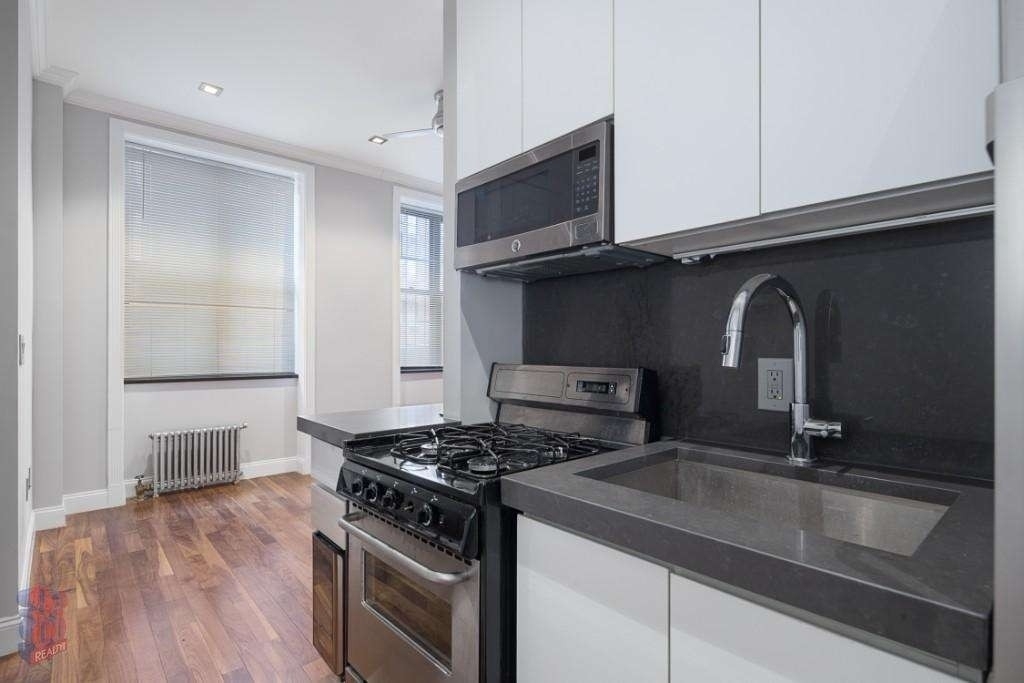 329 EAST 58TH STREET - Photo 5