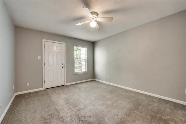 2205 Park Hill Drive - Photo 13