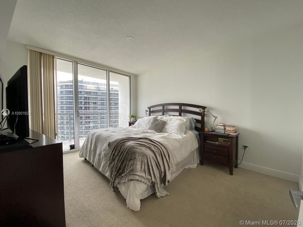 1750 N Bayshore Drive - Photo 10