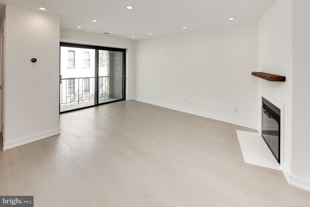 1325 13th Street Nw - Photo 3