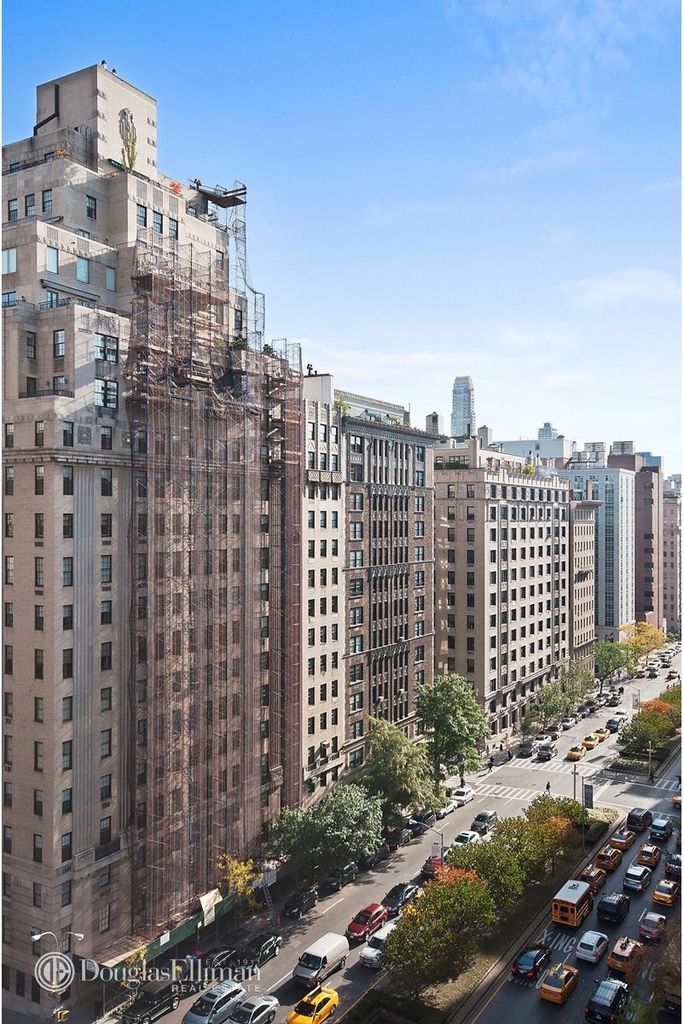 900 Park Avenue - Photo 10