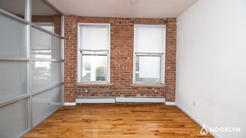 423 Grand Street - Photo 1