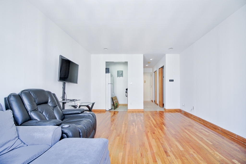 370 West 30th Street - Photo 1