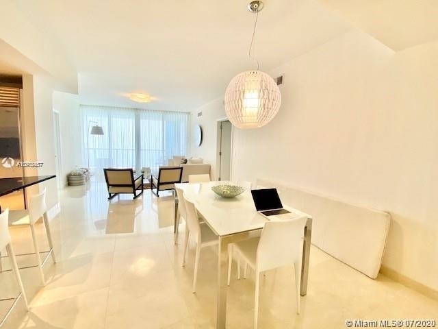 17121 Collins Ave - Photo 3