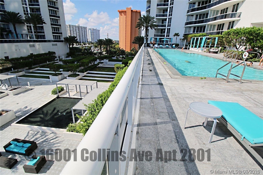 16001 Collins Ave - Photo 21