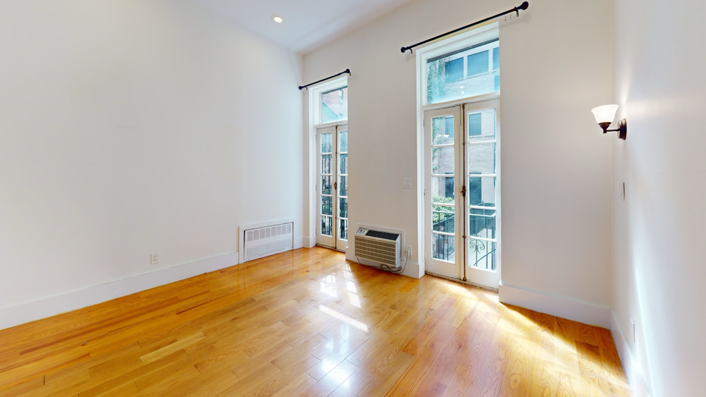 310 East 81st Street - Photo 16