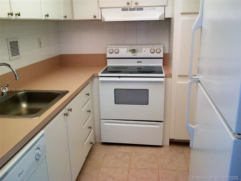 1200 West Ave - Photo 9