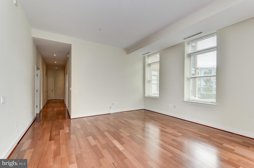 2425 L Street Nw - Photo 4