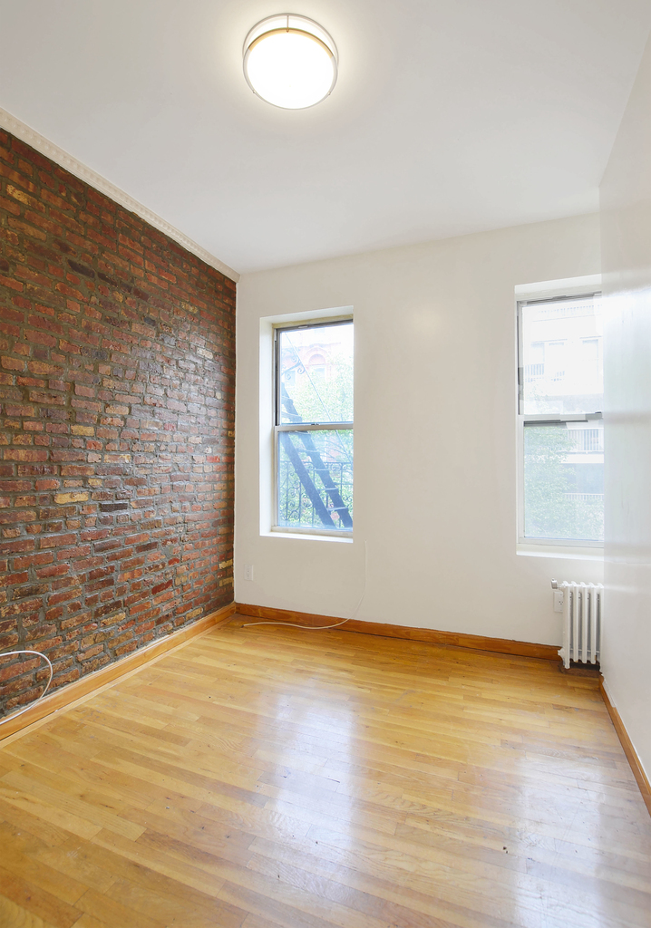 520 East 11th Street - Photo 8