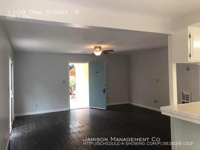 1108 Opal Street - Photo 2