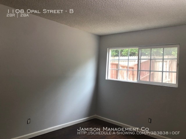 1108 Opal Street - Photo 11