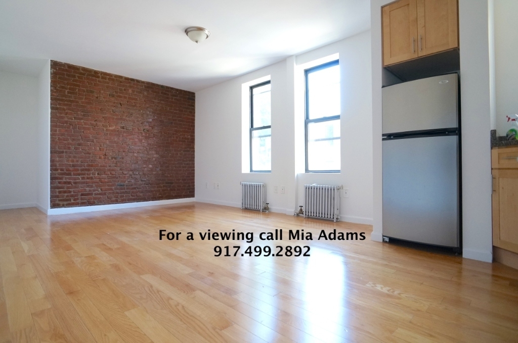 31-89 35th Street - Photo 2