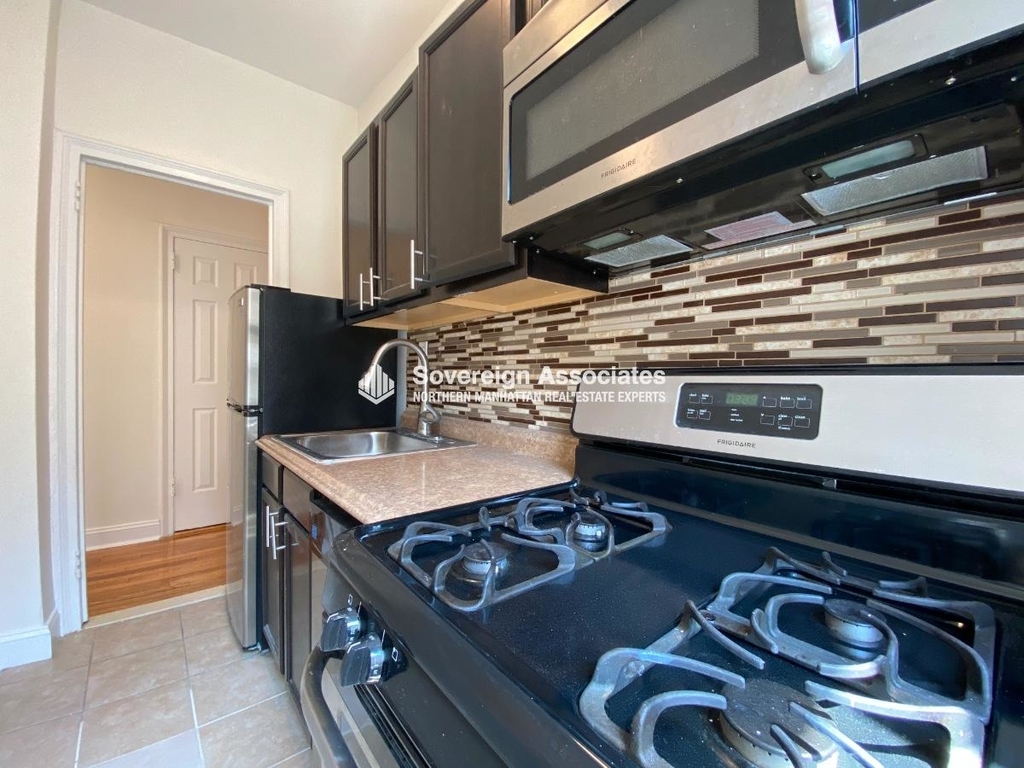 213 Bennett Avenue - Photo 6