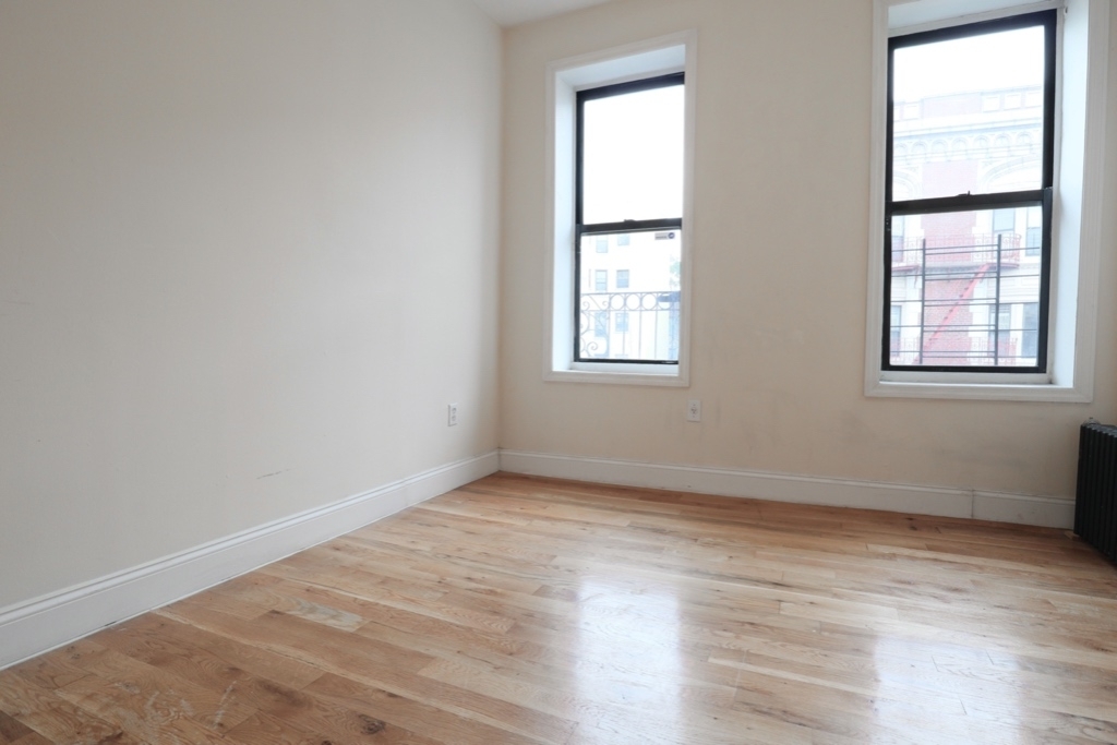 573 West 159th Street - Photo 4