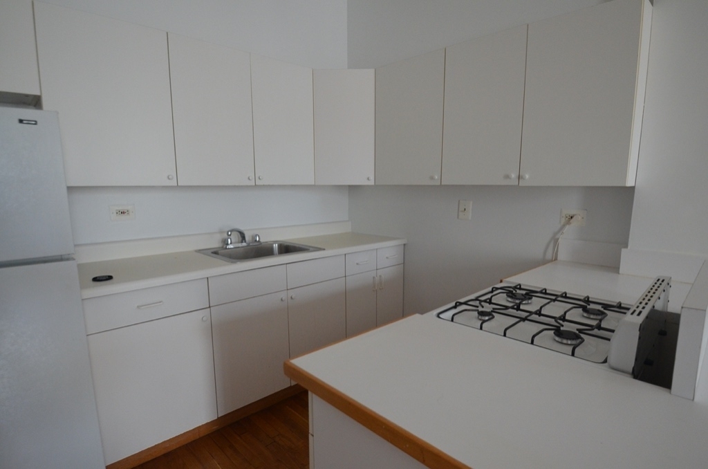 500 West 148th Street - Photo 4