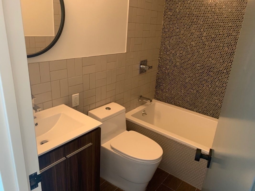 482 Seneca Avenue - Photo 5